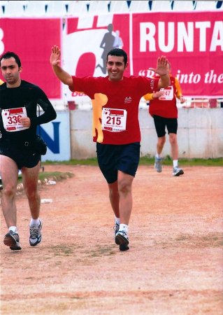 SEM Ailesi, ADIM ADIM Oluşumuna Sponsorluk Yaparak Türkiye Omurilik Felçlileri Derneği (TOFD) Yararına Maraton Koştu